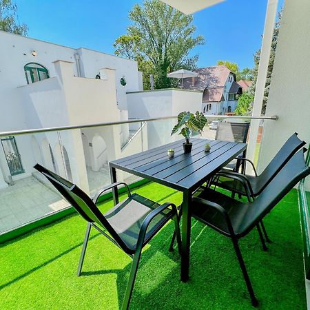 Villa Bauhaus Labi Garden Wellness Apartman Siófok Exterior foto